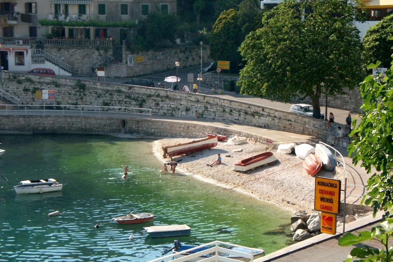 Apartments With A Parking Space Rabac, Labin - 2340 クロアチア